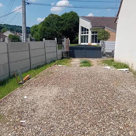 Vakantiehuis Charmante Maison A Avec Terrasse Proche De Paris *